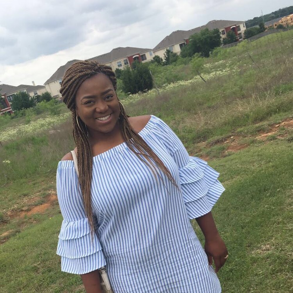 Meet your Posher, Domonique